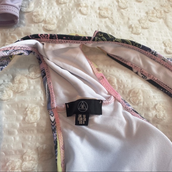 Misguided swim tops - Picture 3 of 6